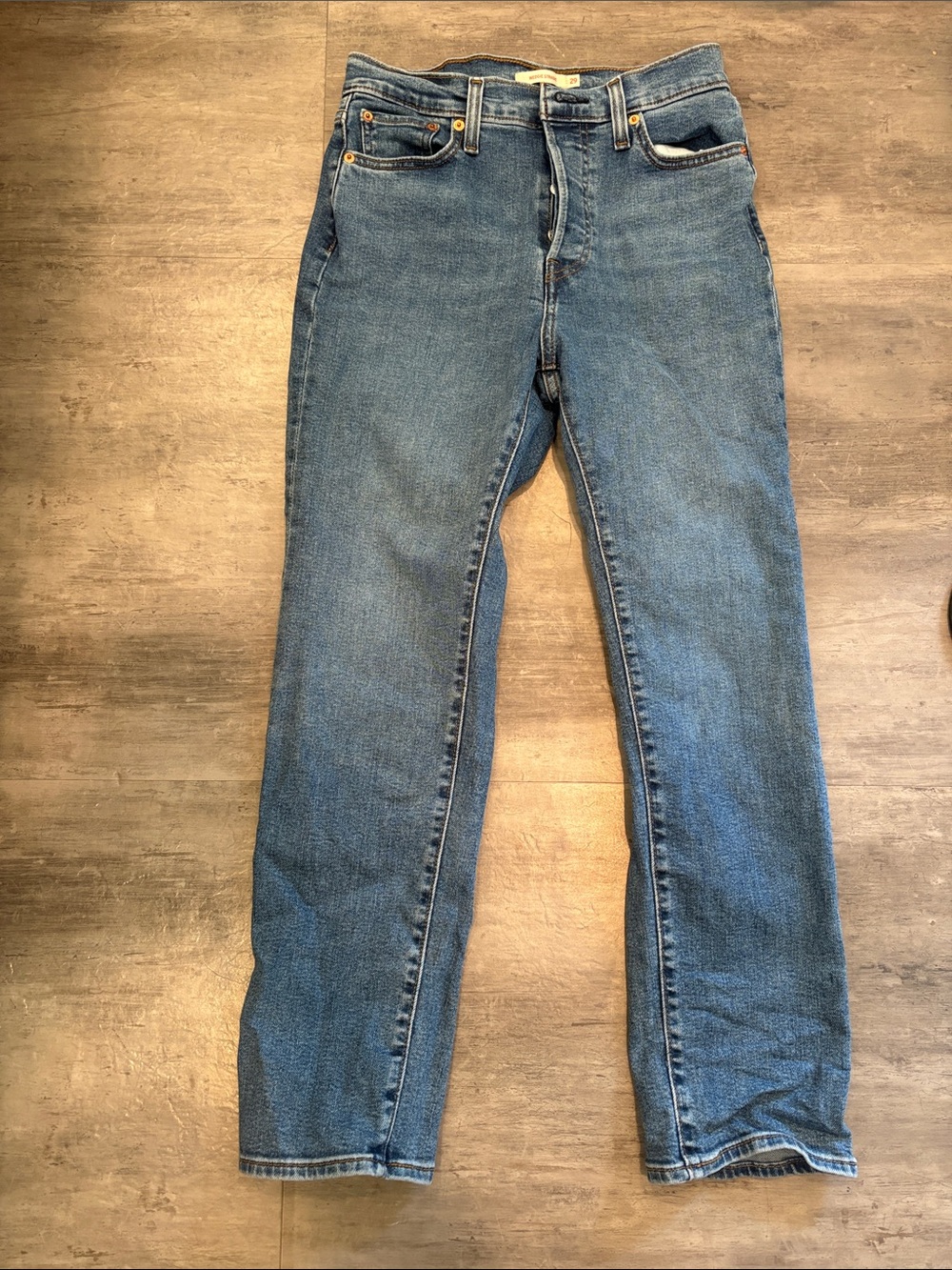 Levi’s wedge straight